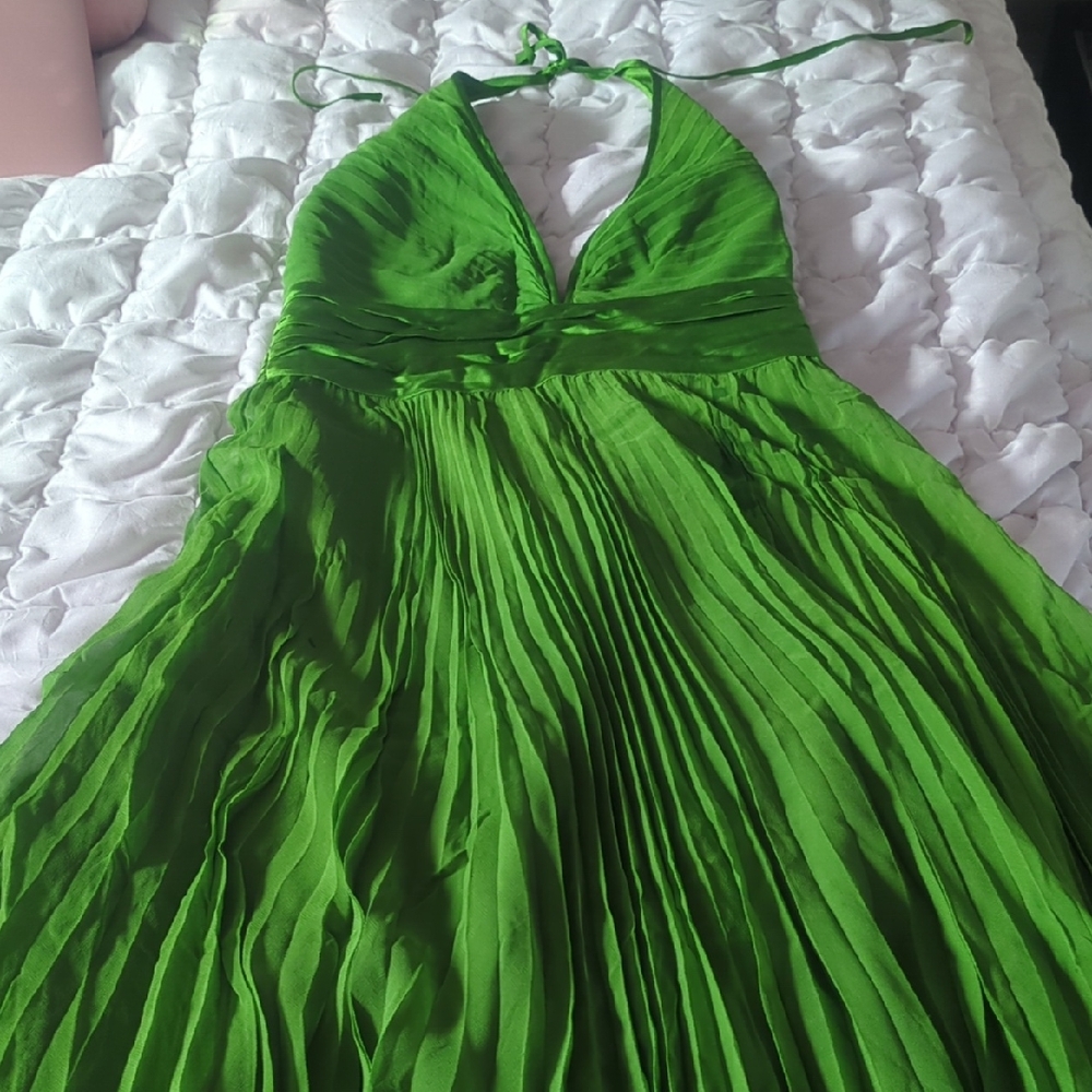 Laundry by Shelli Segal Green Silk Dress